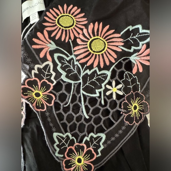 Alice McCall Honeycomb Daisy Dress, size 2, NWT - Picture 10 of 11